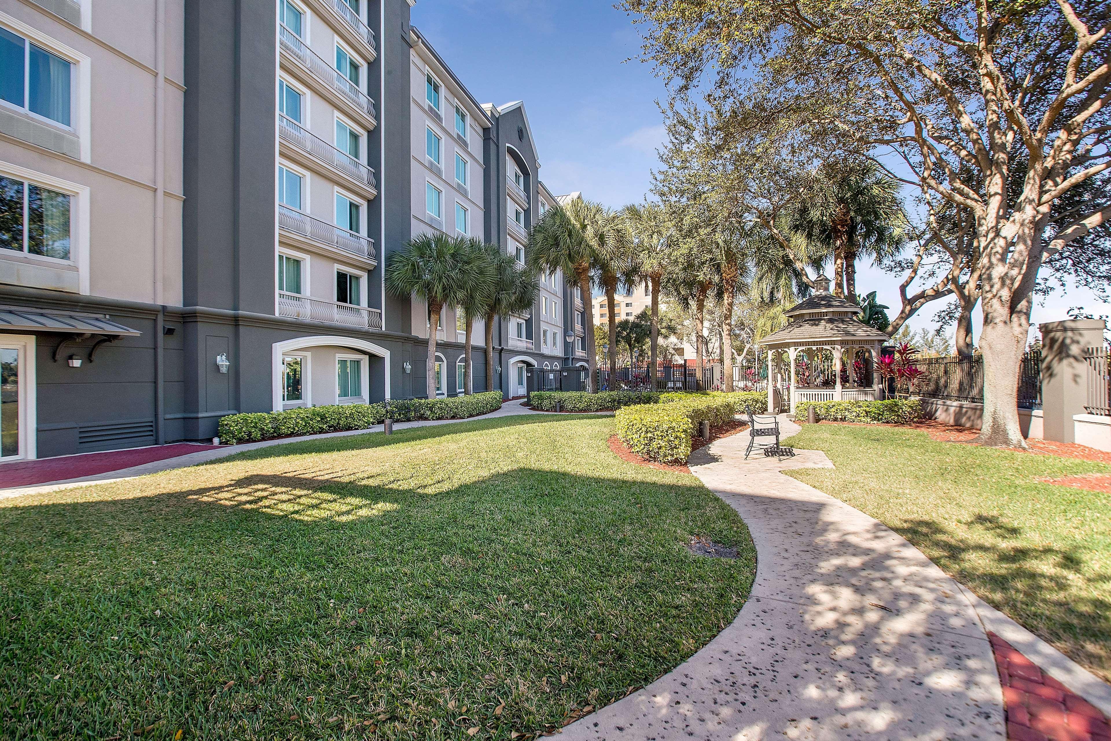 Hotel La Quinta By Wyndham Ft. Lauderdale Airport Hollywood Esterno foto